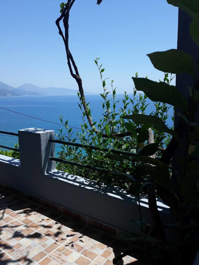 Blue View Hotel Qeparo Exterior foto